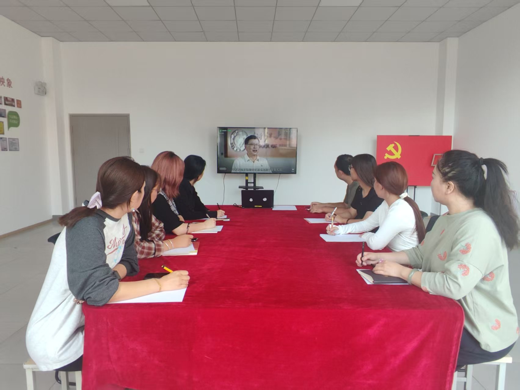 微信图片_20250922092137_174_18 微信图片_20250922092137_174_18